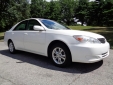 2004 Toyota CAMRY LE image-0