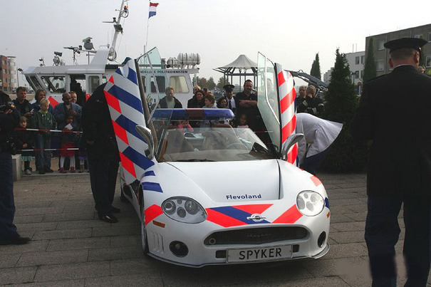 Spyker C8 Spyder, police car