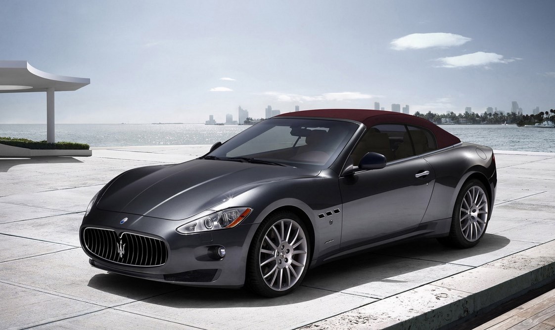 maserati, buying a car, luxury car, auto,  expensive automobiles,  prestigious luxury car makes, Bentley, BMW, Lamborghini, Ferrari, Mercedes Benz, expensive vehicle,  expensive motors,  expensive car,  luxury vehicle, premium type fuels,  expensive oil and filter change,  used luxury car,  sell luxury car,  depreciation of luxury cars,  sell a used car, sunroof, automatic climate control, heated seats