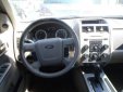 2010 Ford ESCAPE 4X4 V6 XLT image-4