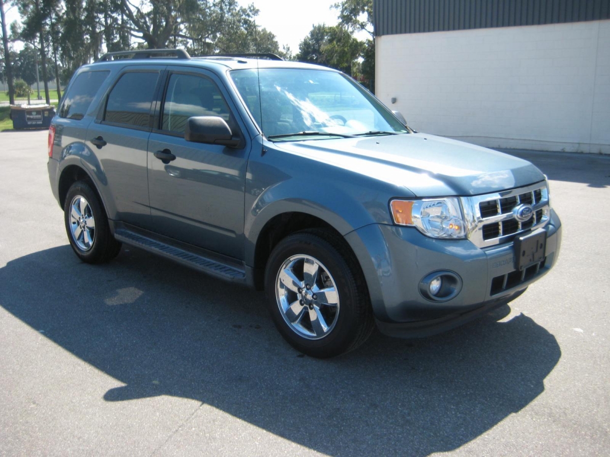 2012 Ford ESCAPE XLT