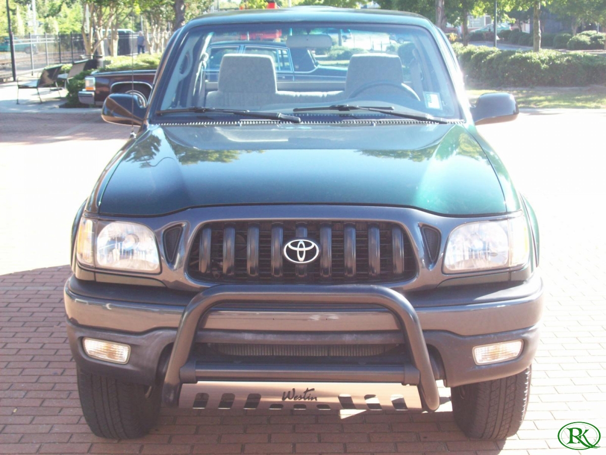 2001 Toyota TACOMA
