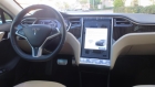 2013 Tesla MODEL S image-8