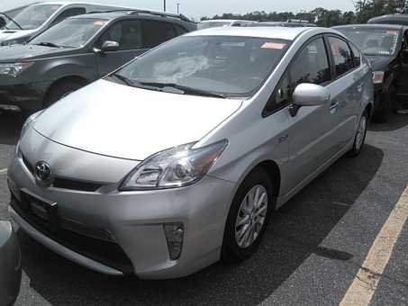 2014 Toyota PRIUS 