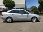 2004 Ford FOCUS image-7