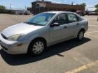 2004 Ford FOCUS image-3