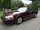 2006 Lincoln TOWN CAR image-7