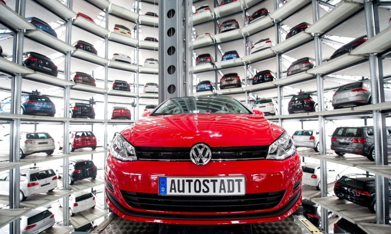 Volkswagen â€“ world's No 1 carmaker despite diesel emissions scandal?