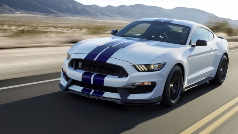 Ford recalls Shelby GT350/GT350R for faulty oil cooler