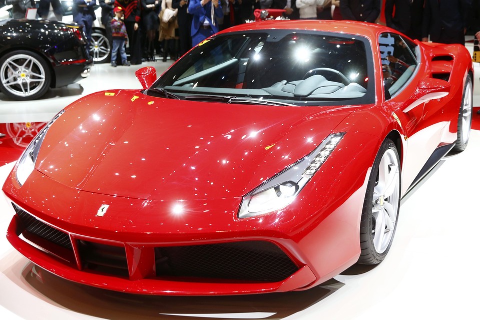 Ferrari sells Companies' Shares