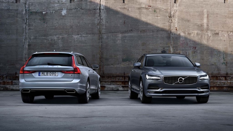 Volvo plans to recall 74,000 U.S. vehicles for seat belt risk