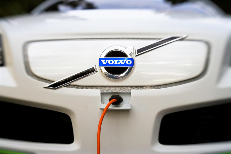 Volvo Plans for Half its Car Sales to Be Electric by 2025