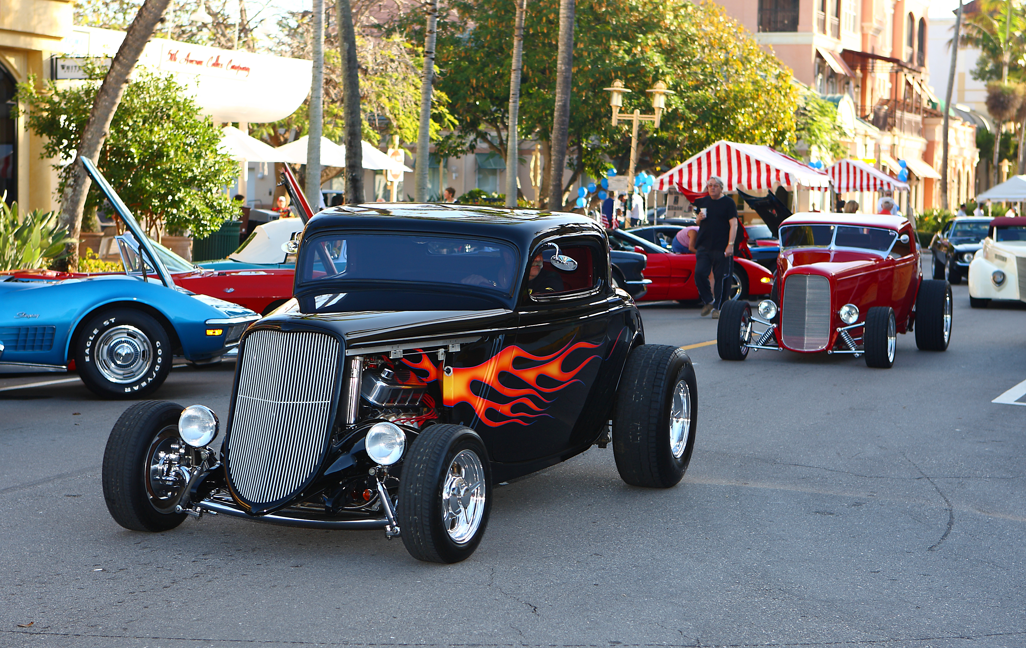 Hot Rod Cars What Is It, Hot rods, classic American cars, engines modified,...