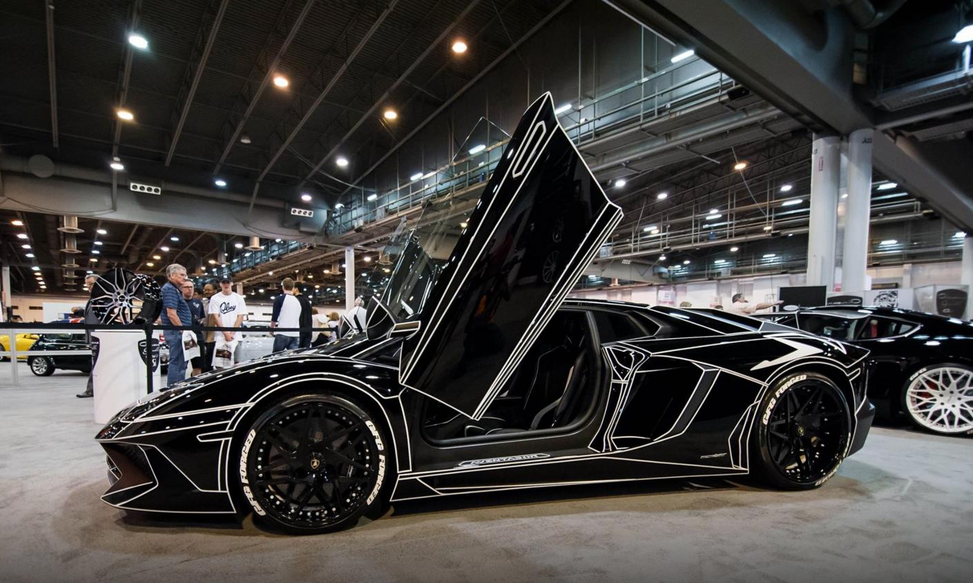 Lamborghini Aventador Tron