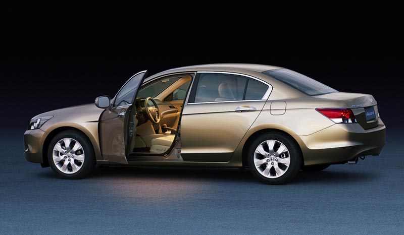 Honda will recall thousands of Accord sedans in the U.S.  to fix airbag problems