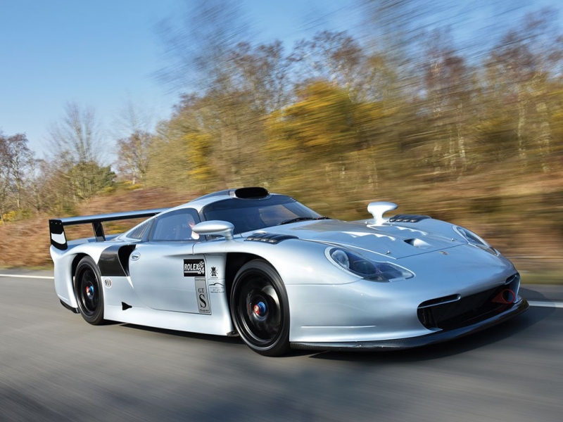 A unique road legal Porsche 911 GT1 Evo sold at auction for $3.1 million!
