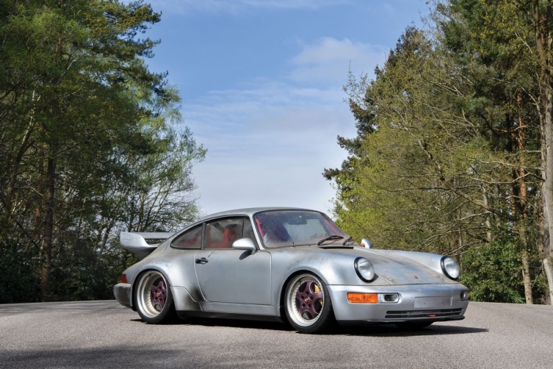 Six-Mile 1993 Porsche 911 Carrera sold out for big money
