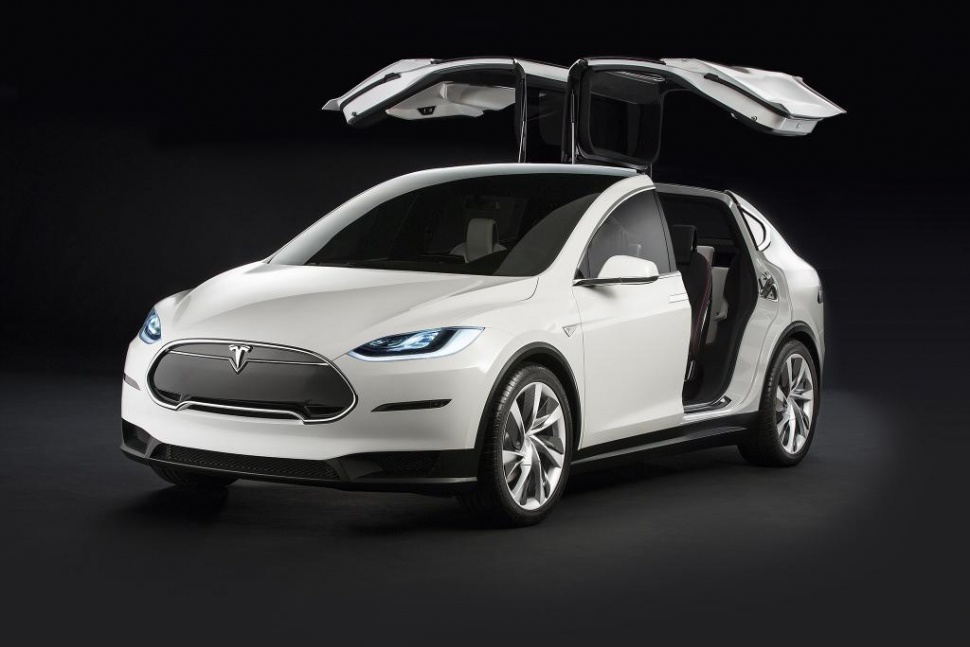 Tesla's Model X crossover's gullwing doors